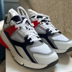 Under Armour Forge 96 Track Navy White Red Sneakers